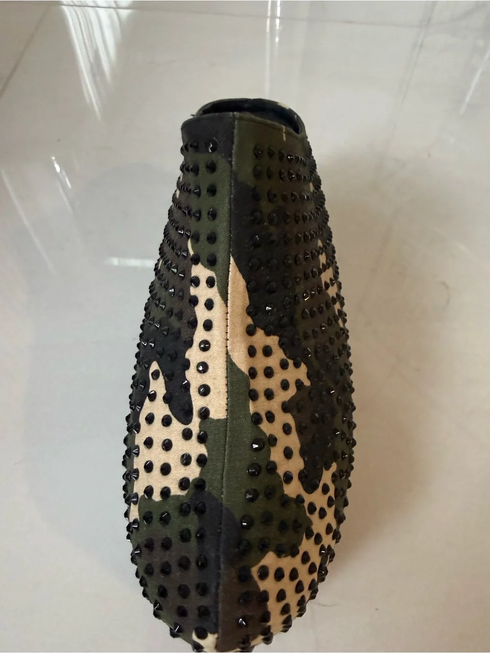 AZALEA WANG NWT SIZE 6.5 Hydra Camo Rhinestone Embellished Platform Clogs